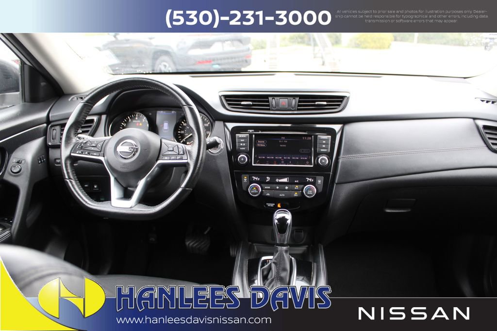 Used 2018 Nissan Rogue SL FWD image 18
