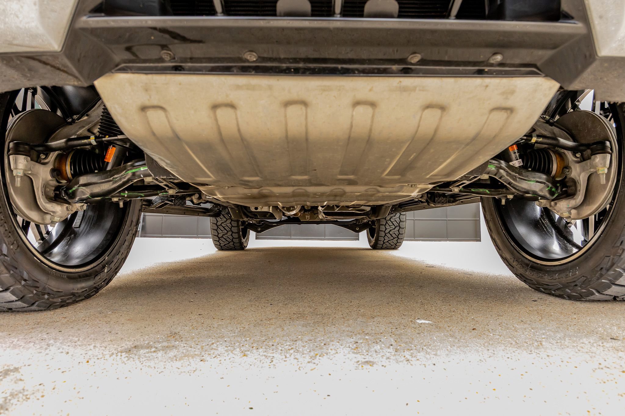 Used 2025 GMC Yukon AT4 w/ AT4 Premium Plus Package image 15