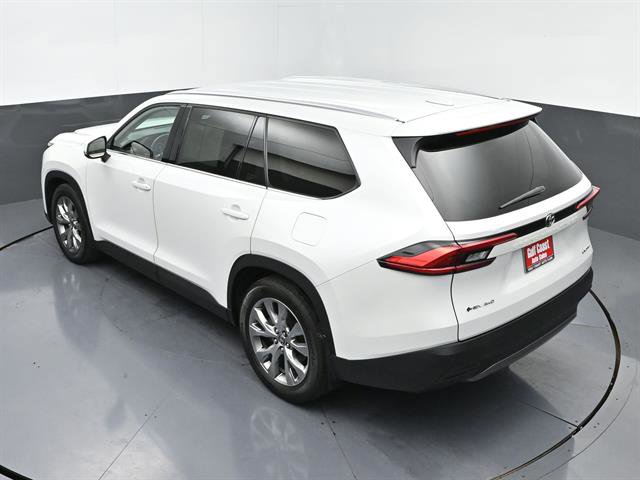 Used 2024 Toyota Grand Highlander Limited image 44