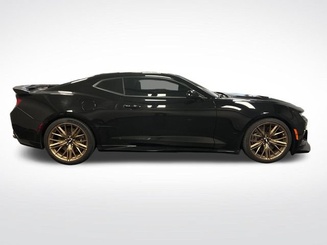 Used 2017 Chevrolet Camaro ZL1 RWD image 6