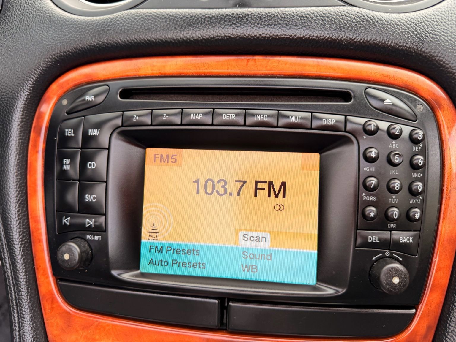 Used 2003 Mercedes-Benz SL 500 image 24