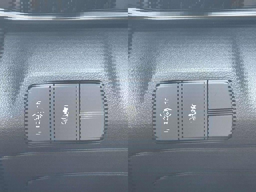 New 2026 Hyundai Elantra Sport image 35