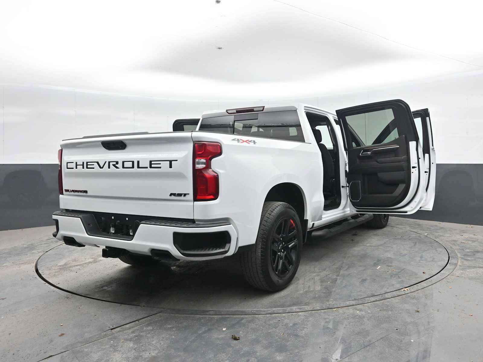 Used 2023 Chevrolet Silverado 1500 RST w/ Redline Edition AWD/4WD image 57