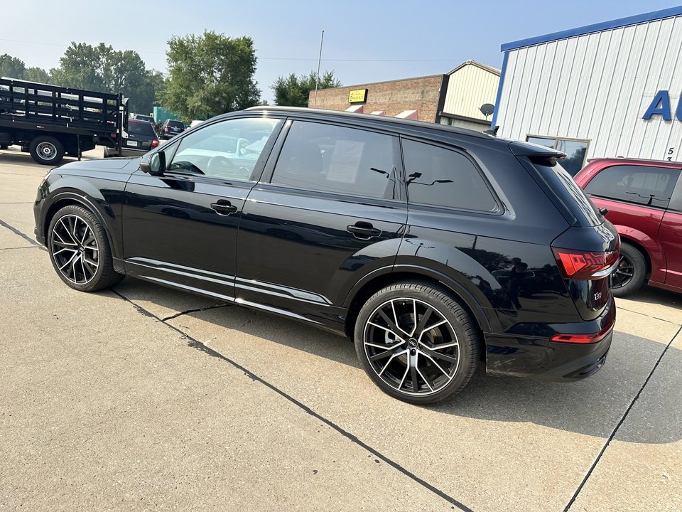 Used 2021 Audi Q7 3.0T Prestige w/ Prestige Package image 8
