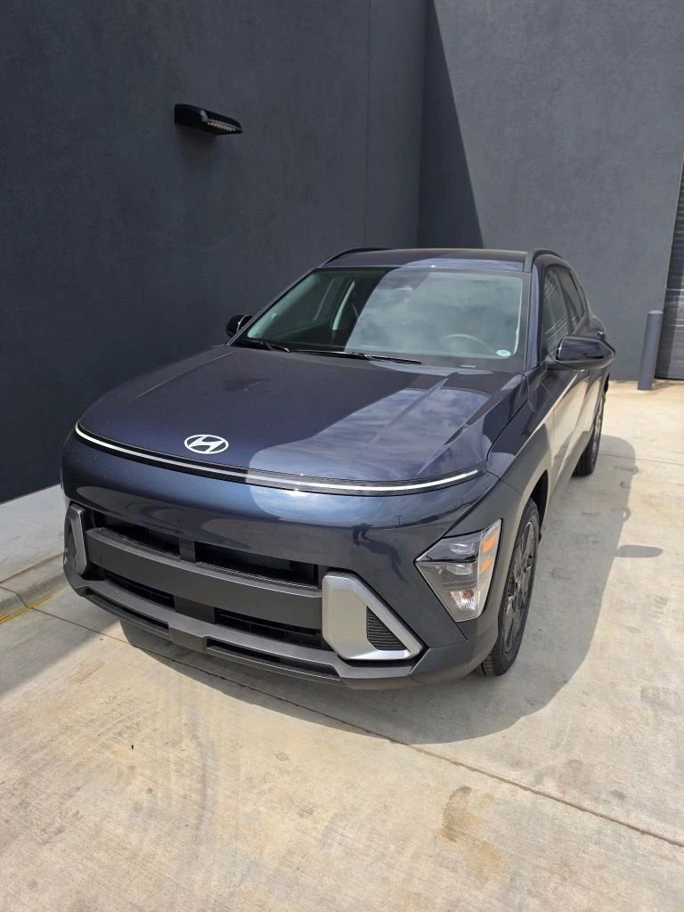 New 2026 Hyundai Kona SEL Premium FWD image 1