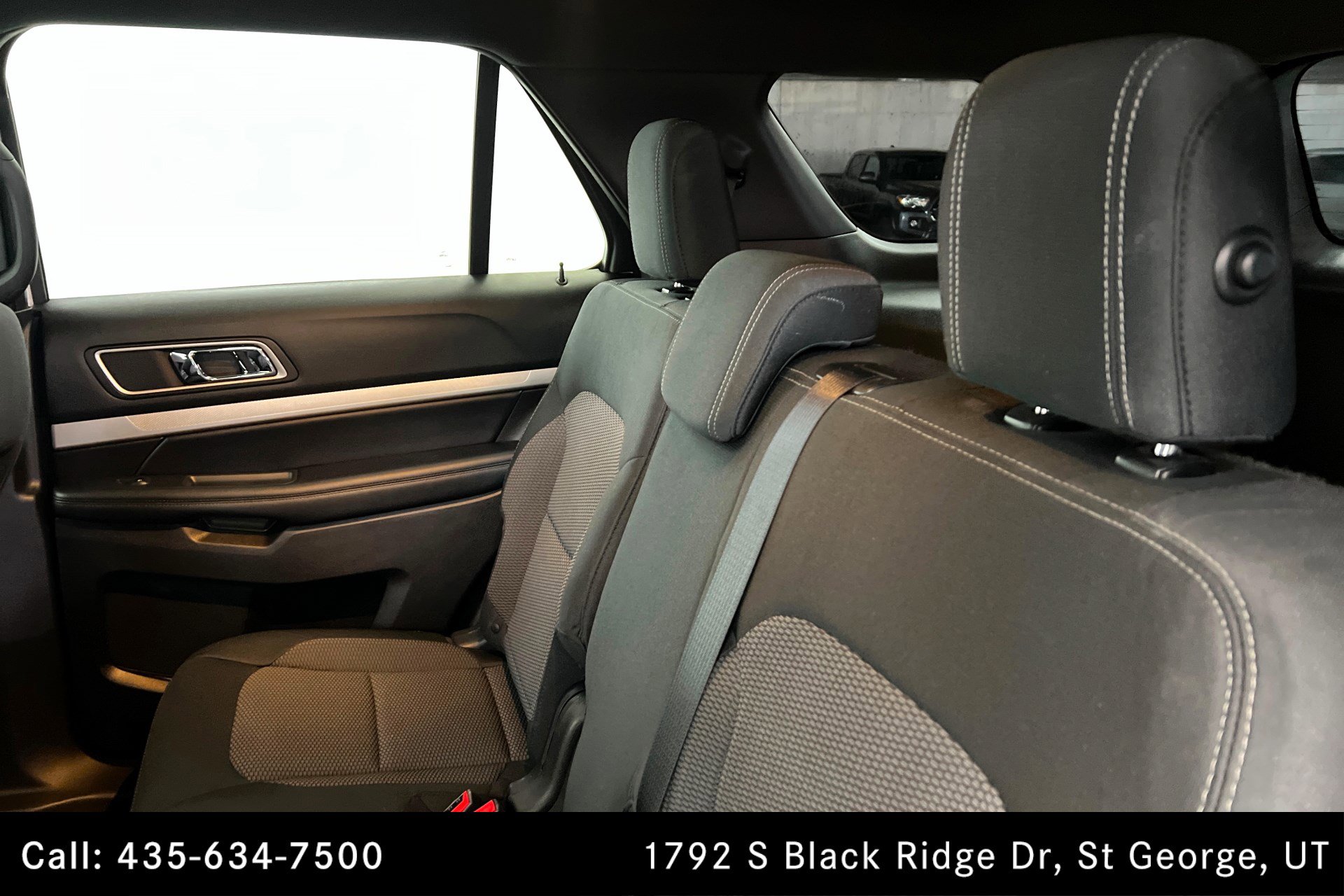 Used 2017 Ford Explorer XLT FWD image 20