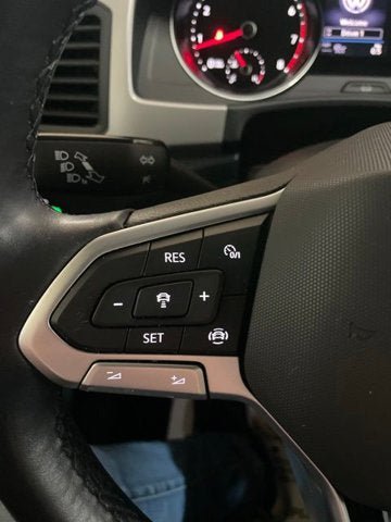 Certified 2020 Volkswagen Atlas Cross Sport SE AWD/4WD image 18