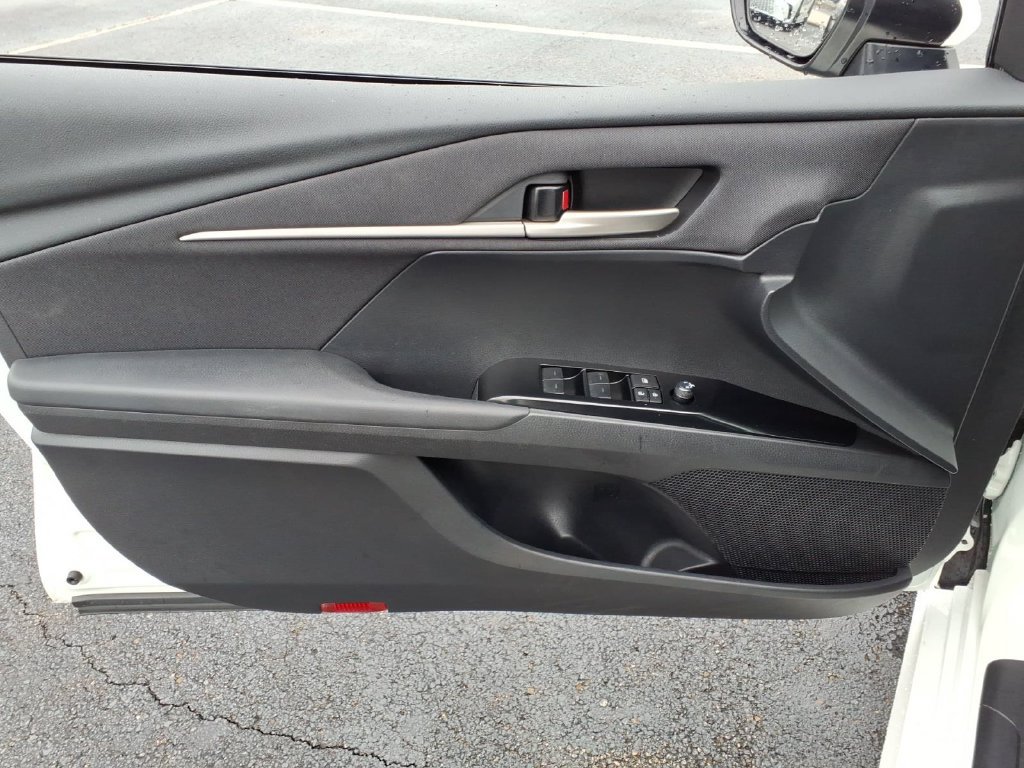 Certified 2025 Toyota Camry LE FWD image 6