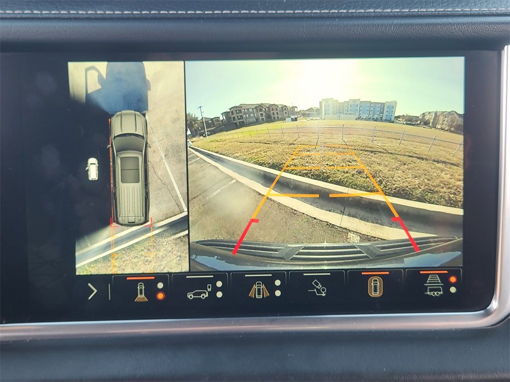 Used 2023 GMC Yukon Denali Ultimate image 14