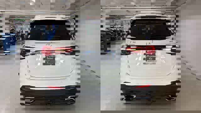 Used 2023 Mercedes-Benz GLC 300 4MATIC image 8