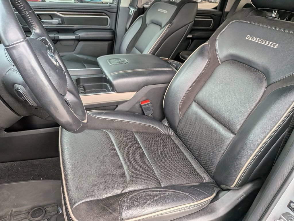 Used 2022 RAM 1500 Laramie AWD/4WD image 12