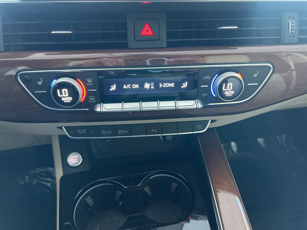 Used 2023 Audi A4 2.0T Premium w/ Convenience Package image 42