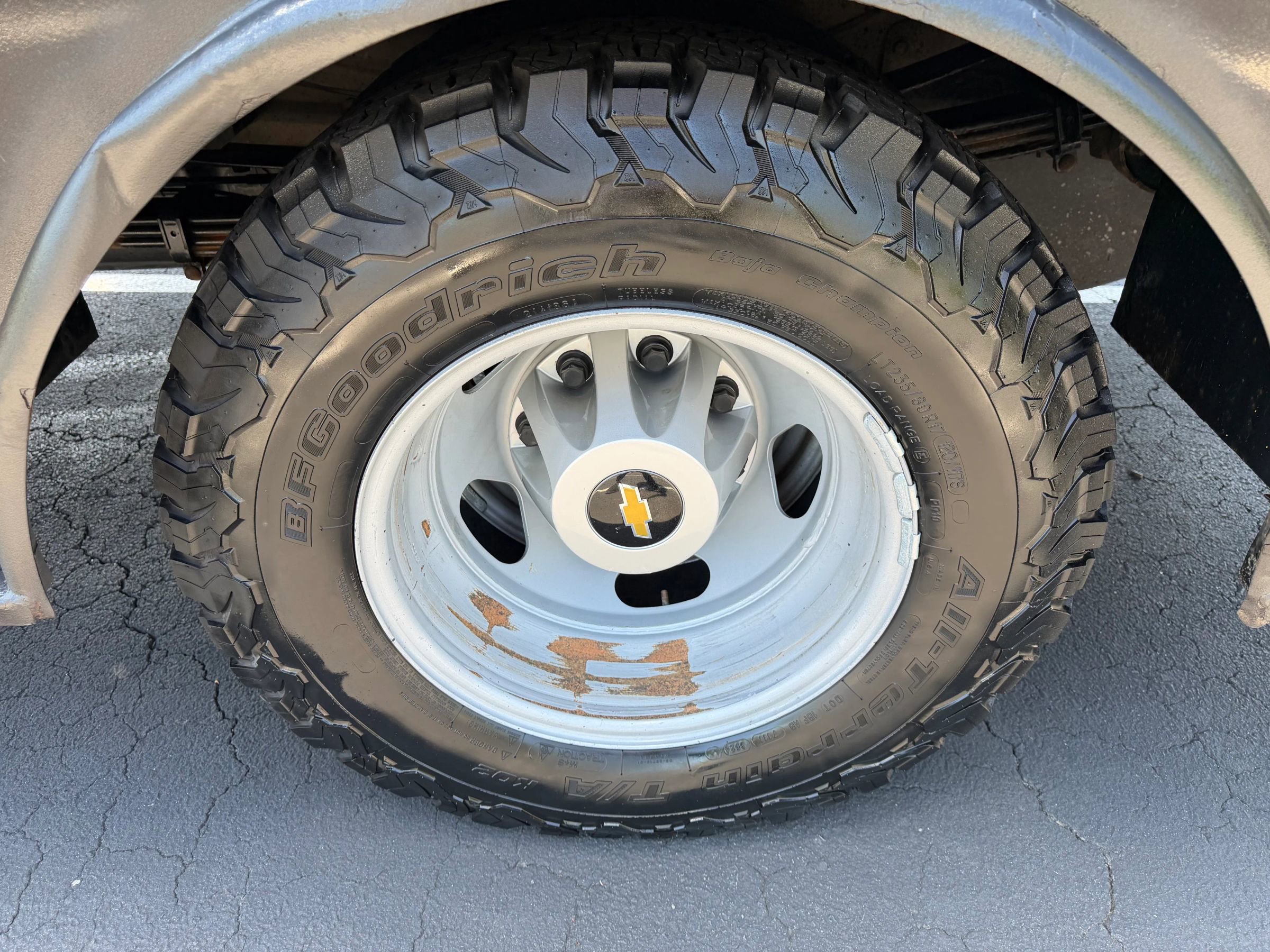 Used 2019 Chevrolet Silverado 3500 W/T AWD/4WD image 12