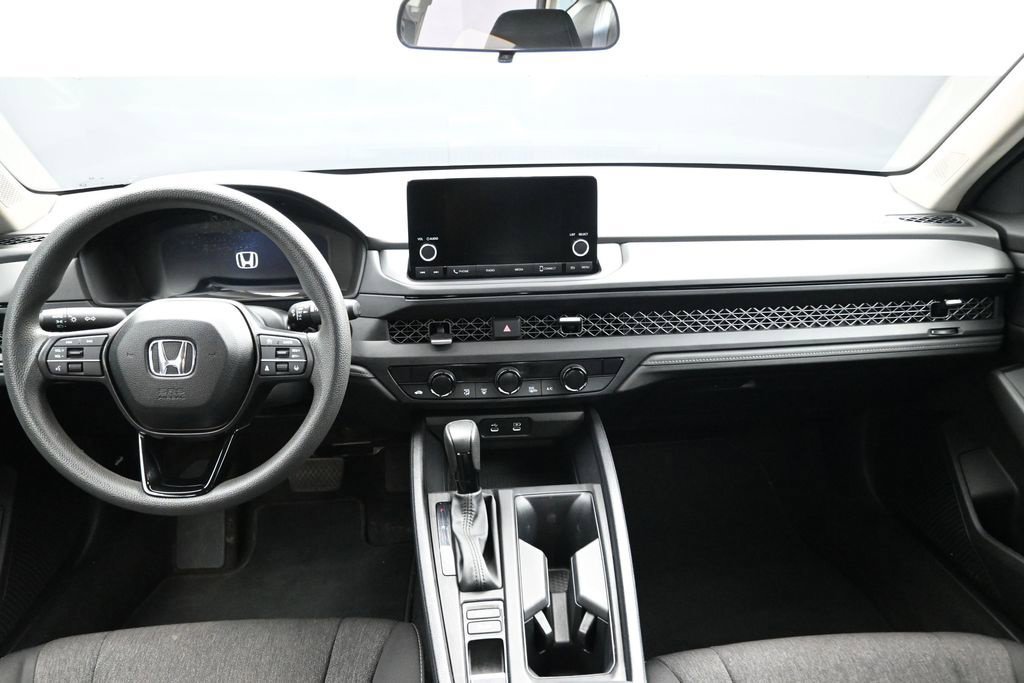 Used 2024 Honda Accord EX image 22