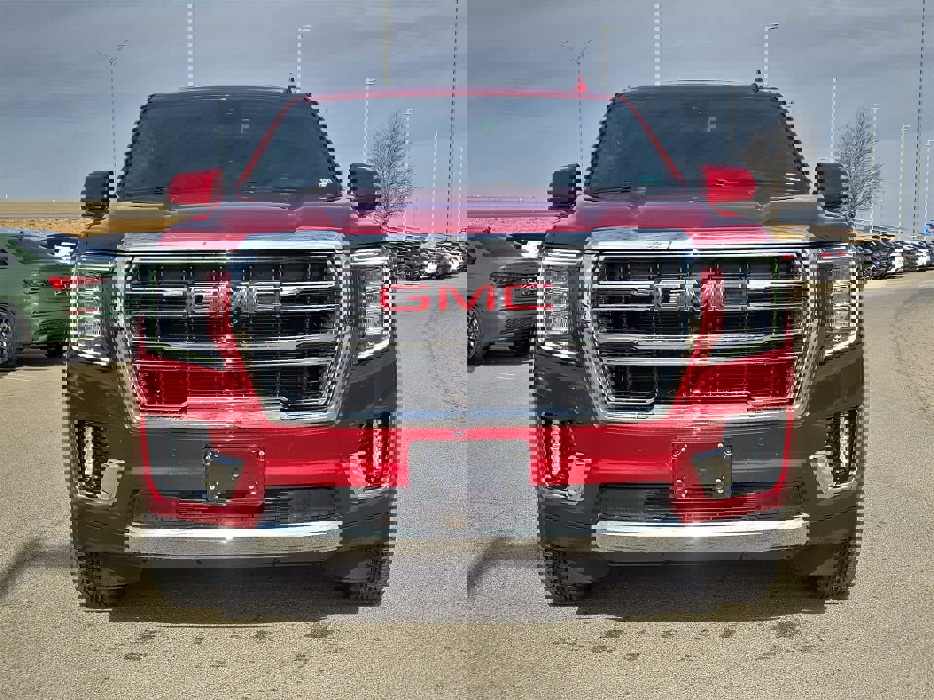 Used 2023 GMC Yukon SLT w/ SLT Premium Package image 10