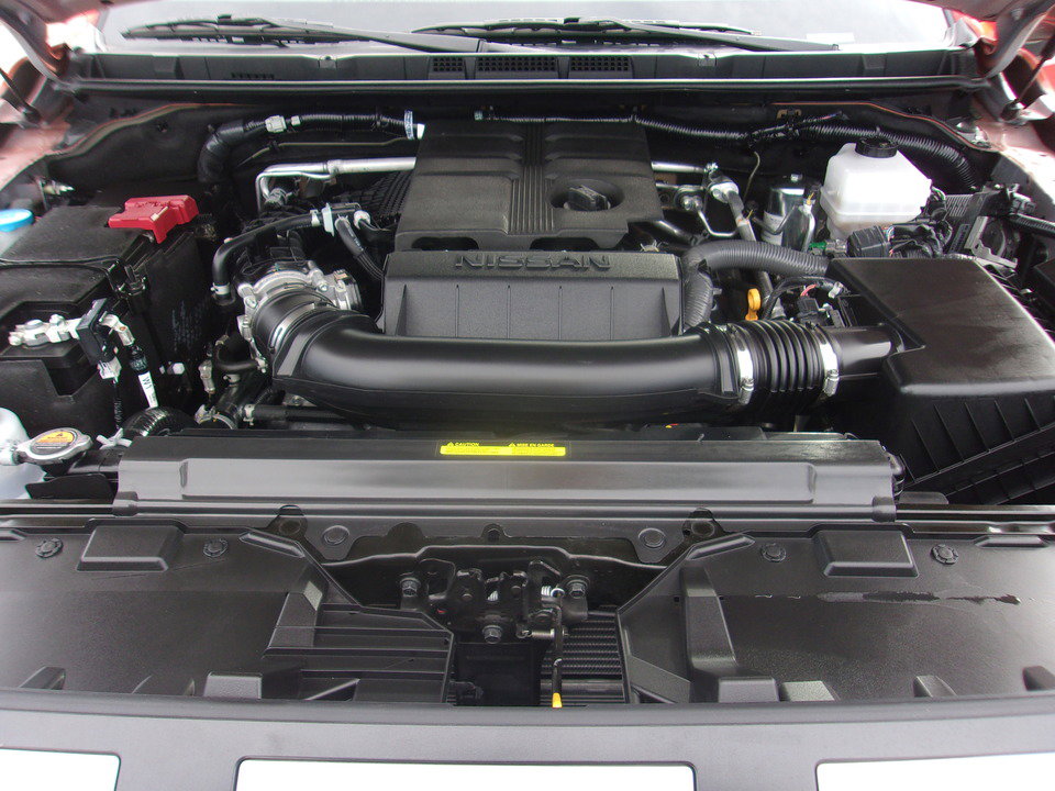 Used 2025 Nissan Frontier PRO-4X image 26