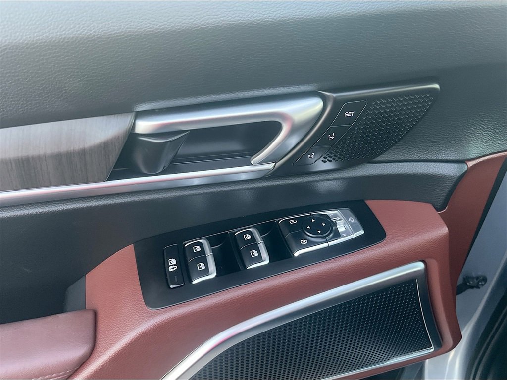 Used 2023 Kia Telluride SX image 18