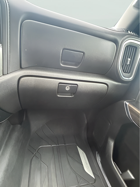 Used 2022 Chevrolet Silverado 1500 RST w/ Bed Protection Package AWD/4WD image 24
