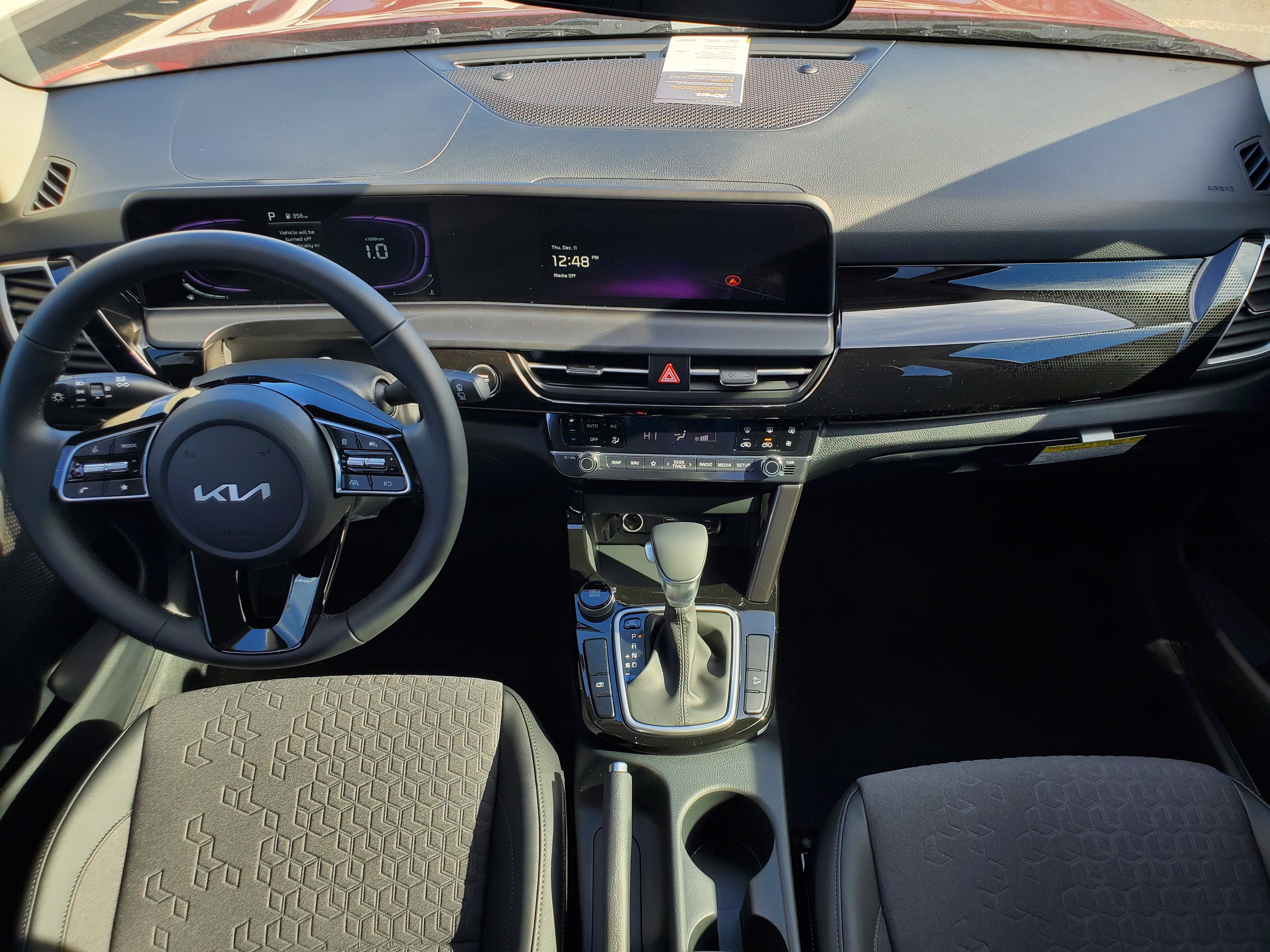 New 2026 Kia Seltos S FWD image 15
