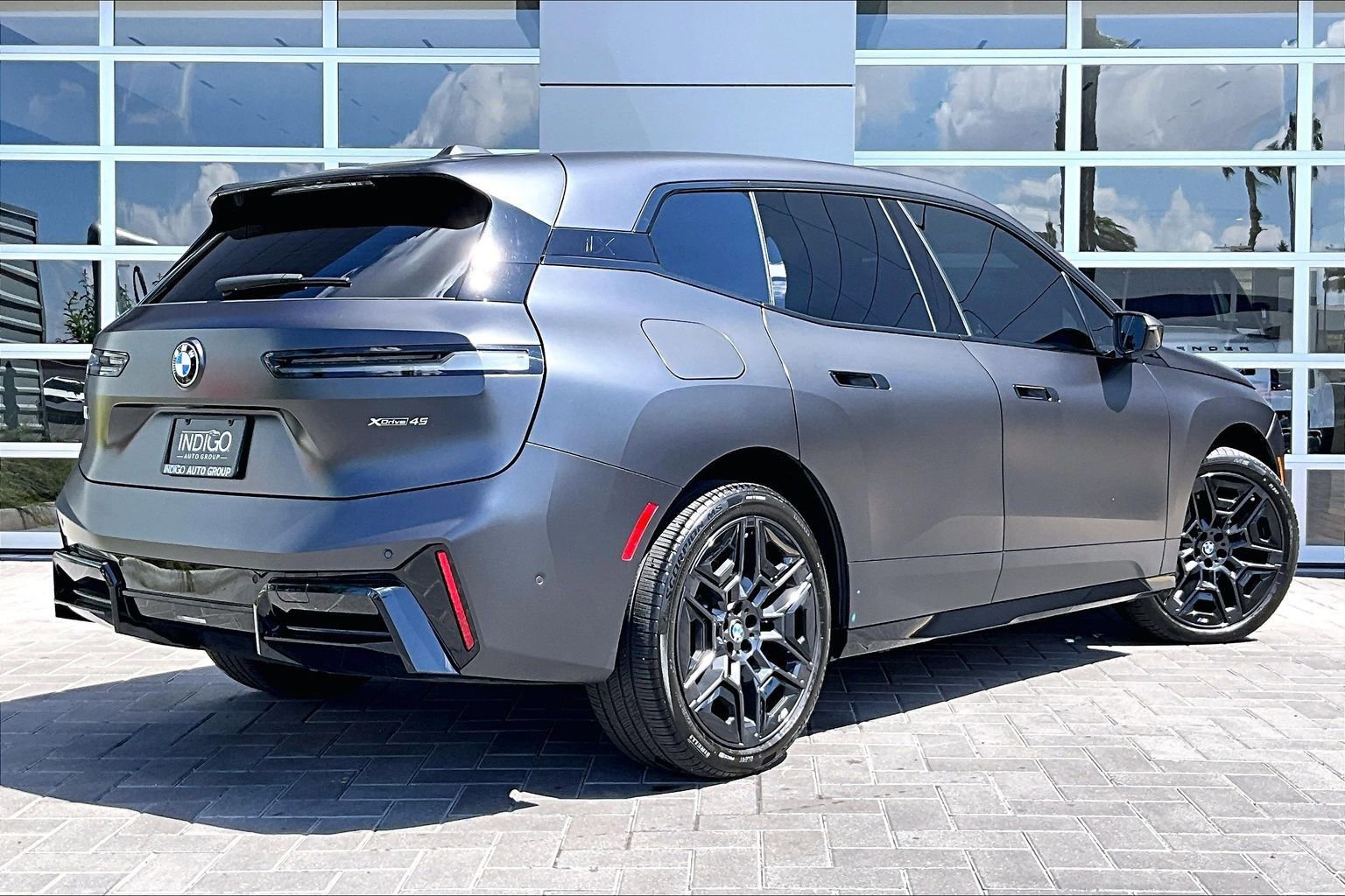 Used 2026 BMW iX xDrive45 w/ M Sport Package image 12