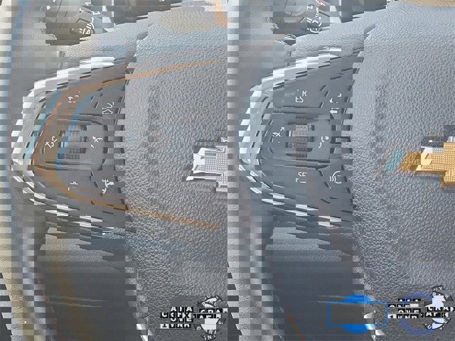 Used 2025 Chevrolet Trax LT w/ Driver Confidence Package image 14