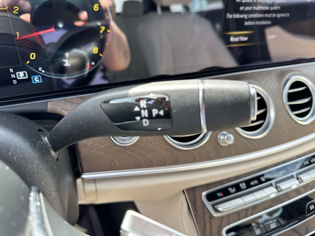 Used 2022 Mercedes-Benz E 350 Sedan image 20