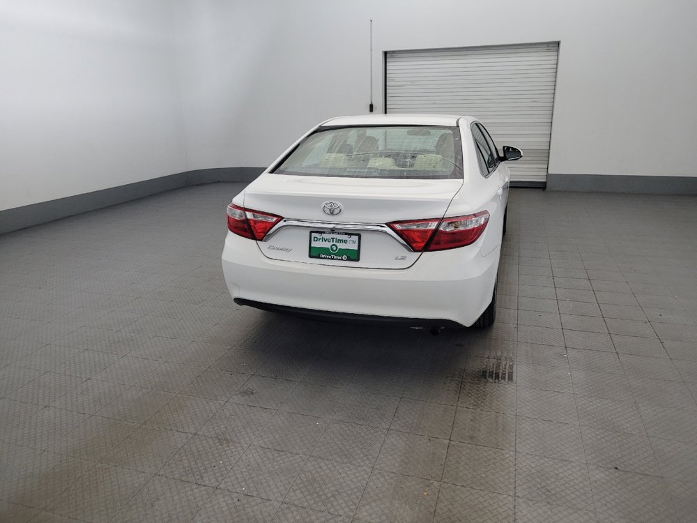Used 2017 Toyota Camry LE FWD image 7