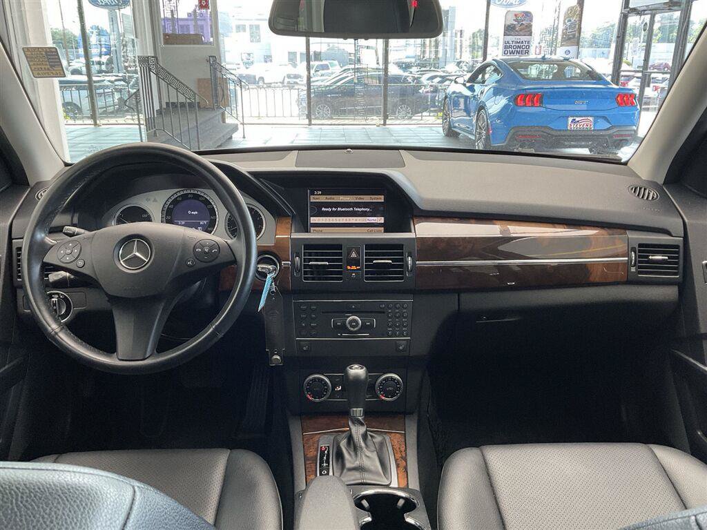 Used 2012 Mercedes-Benz GLK 350 4MATIC image 16
