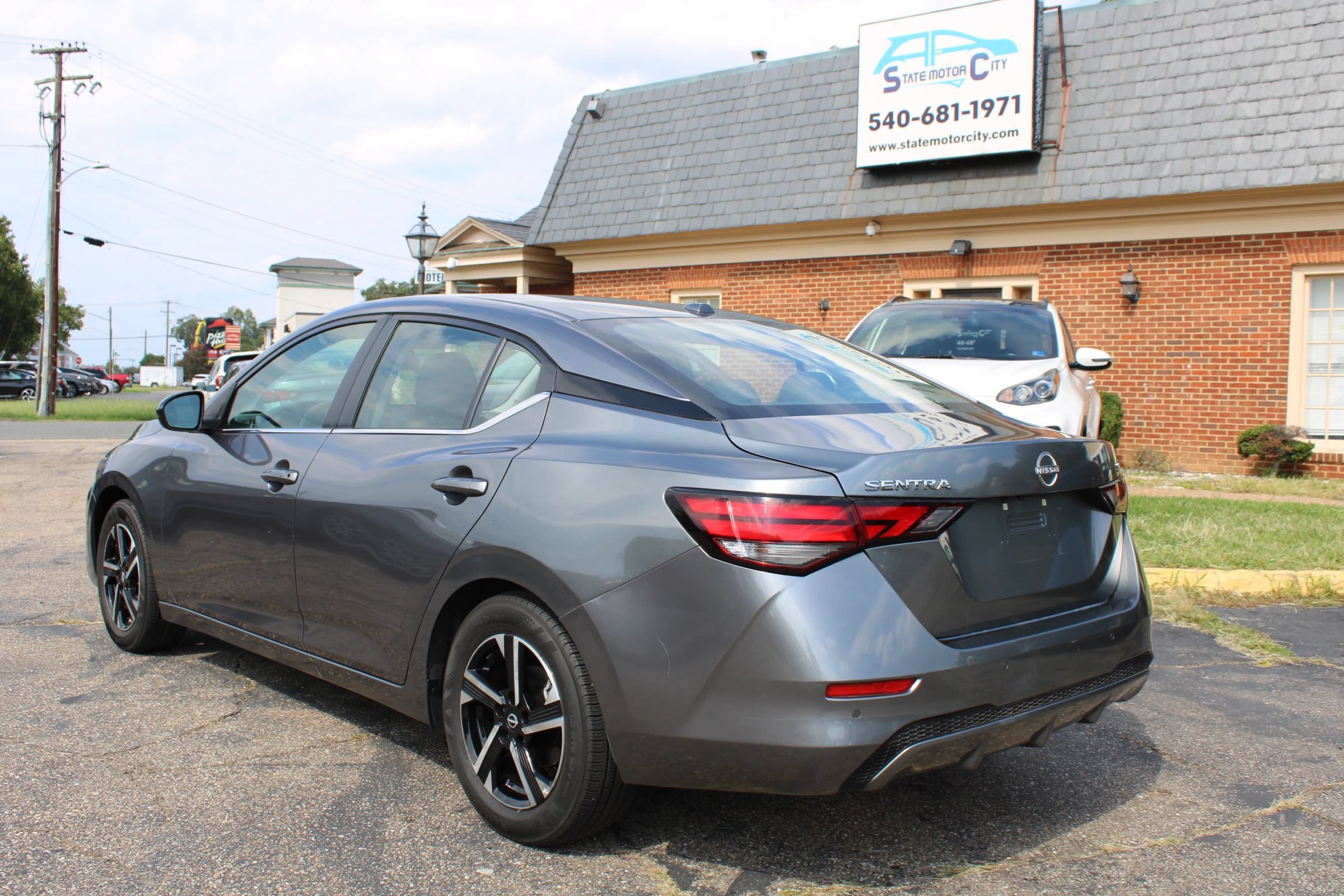 Used 2024 Nissan Sentra SV w/ All-Weather Package FWD image 7