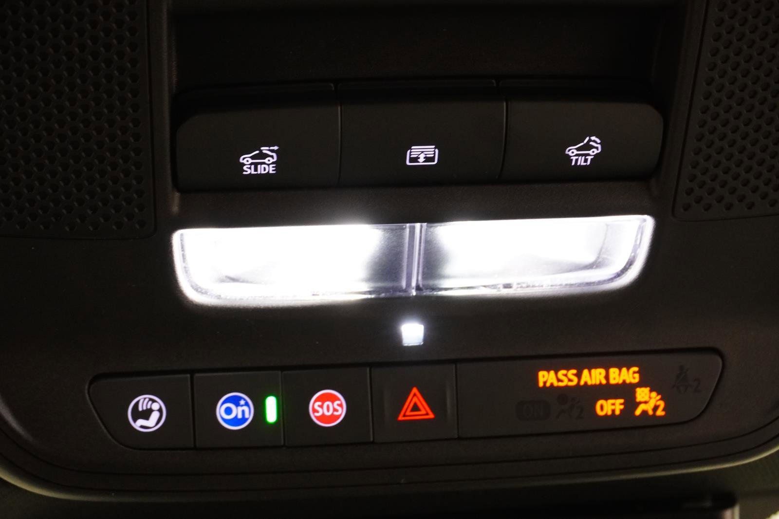 New 2026 Chevrolet Traverse LT w/ Sun and Wheel Package image 27