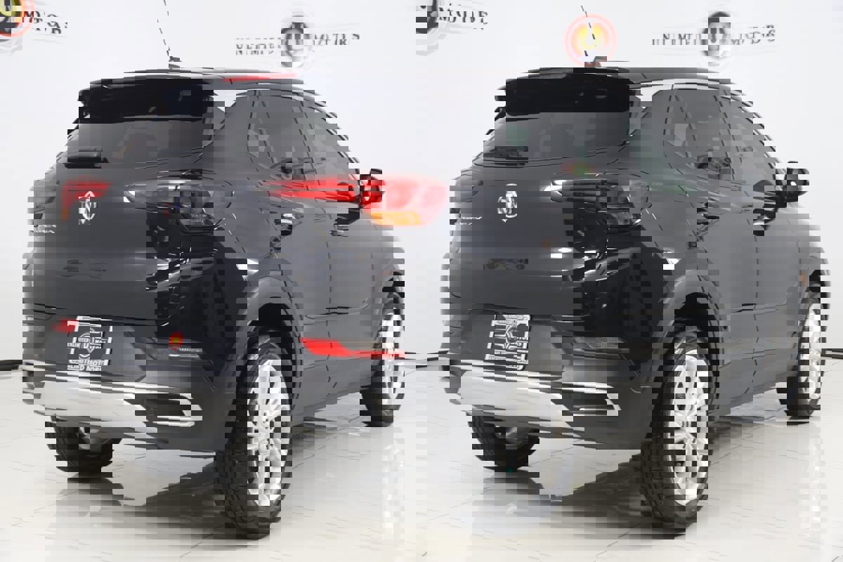 Used 2023 Buick Encore GX Preferred w/ Cold Weather Comfort Package image 3