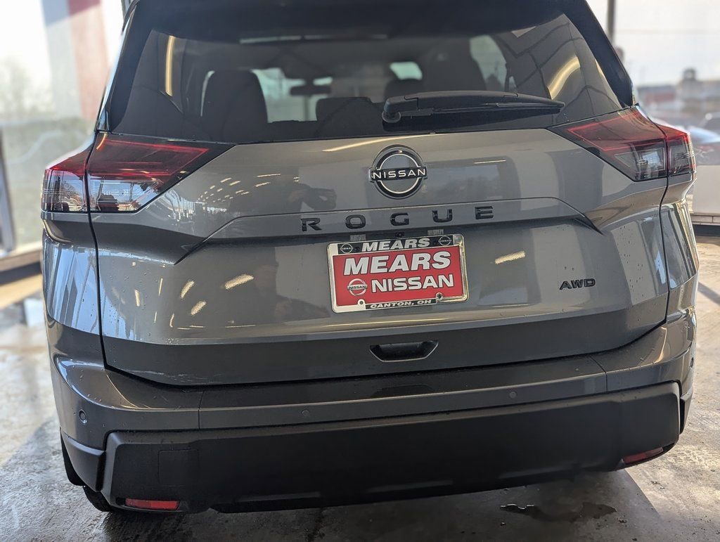 New 2026 Nissan Rogue SV image 30