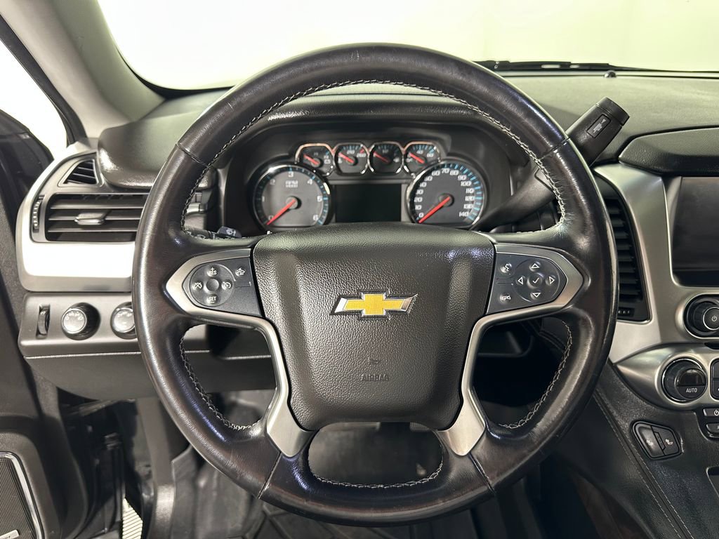 Used 2019 Chevrolet Suburban LT image 24