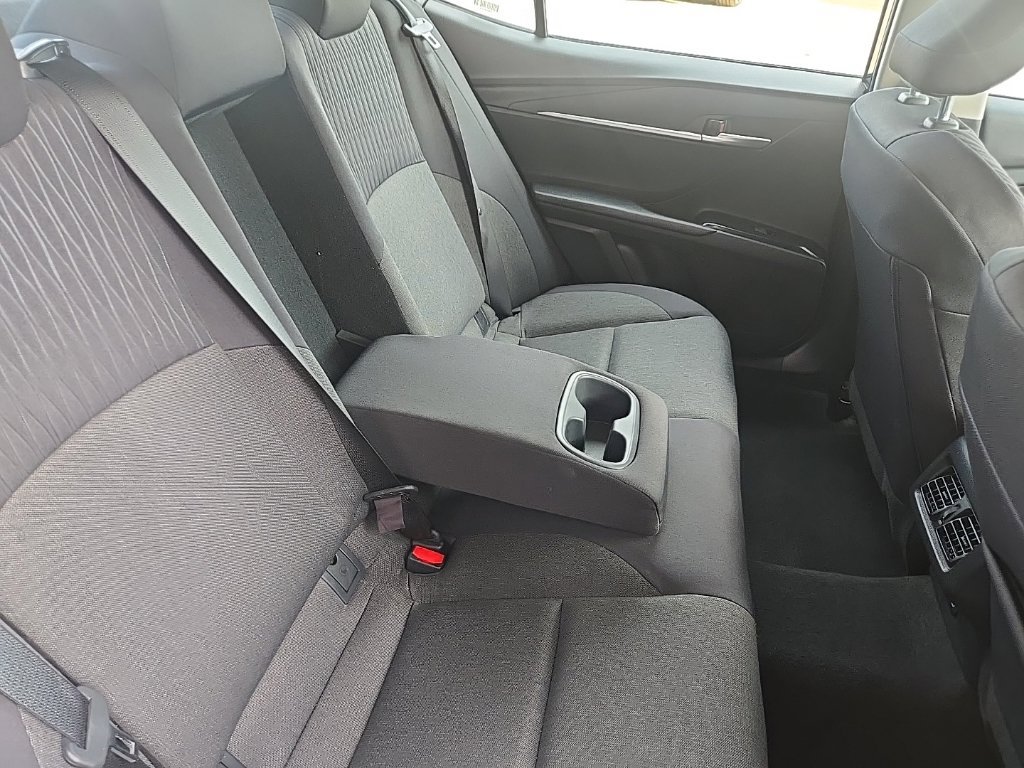 Used 2025 Toyota Camry LE FWD image 25