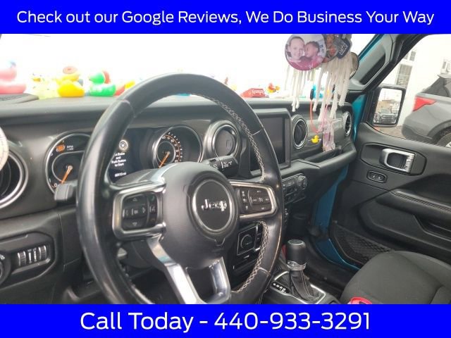 Used 2020 Jeep Wrangler Unlimited Sahara image 14