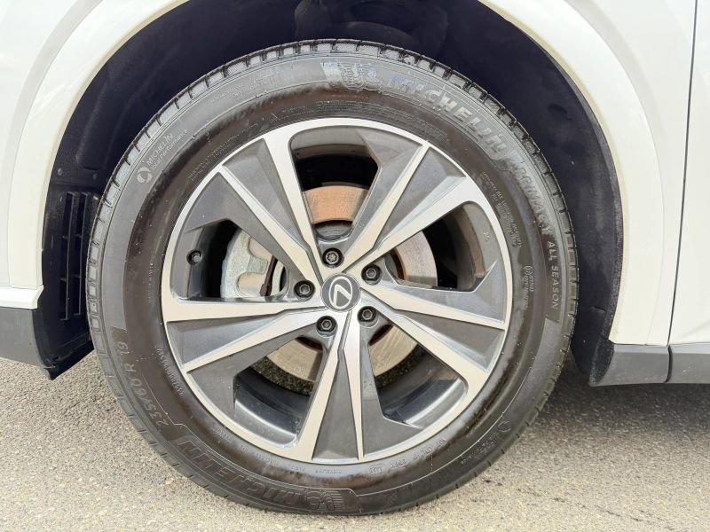 Used 2024 Lexus RX 350 Premium w/ Convenience Package image 33