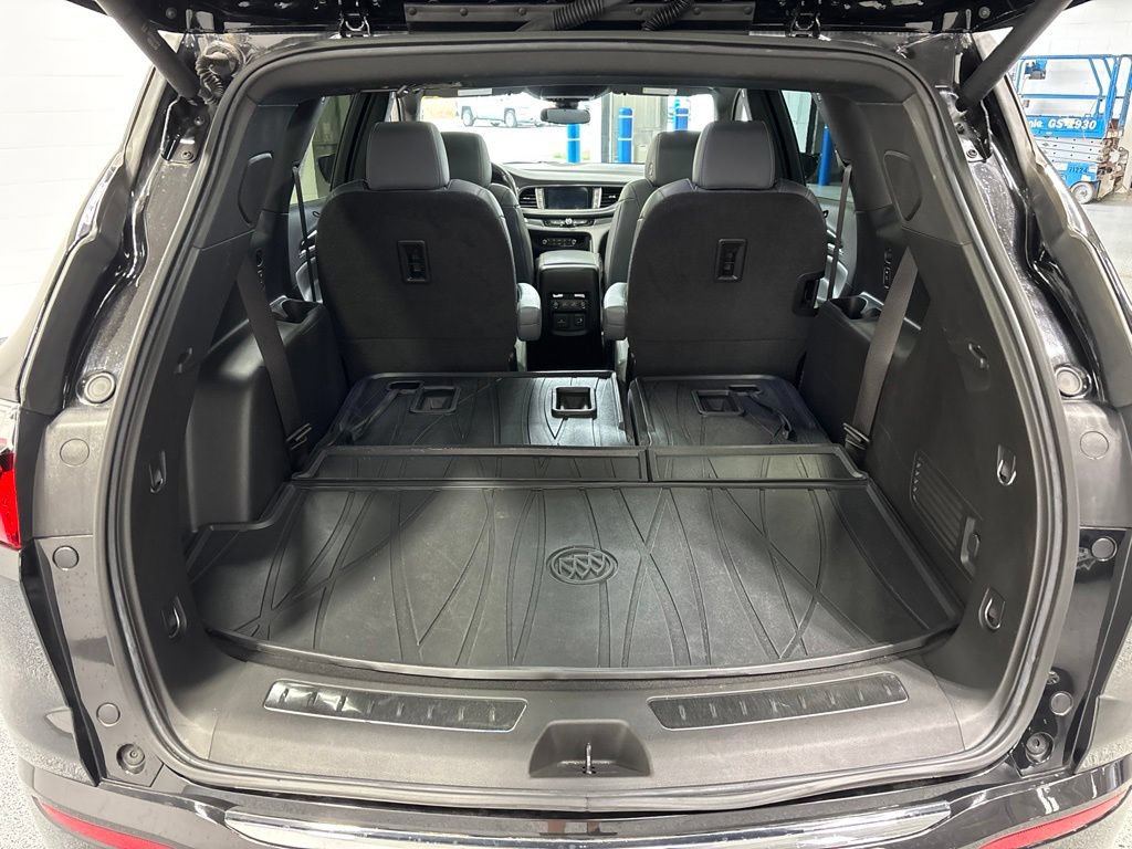 Used 2023 Buick Enclave Essence w/ Experience Buick Package AWD/4WD image 45