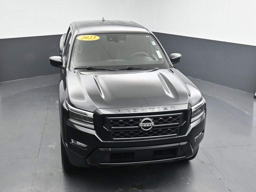 Used 2023 Nissan Frontier SV w/ Midnight Edition Package image 25