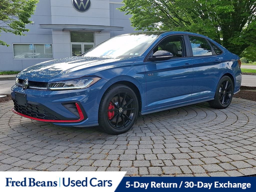 Certified 2025 Volkswagen Jetta GLI Autobahn w/ GLI Black Package FWD image 3