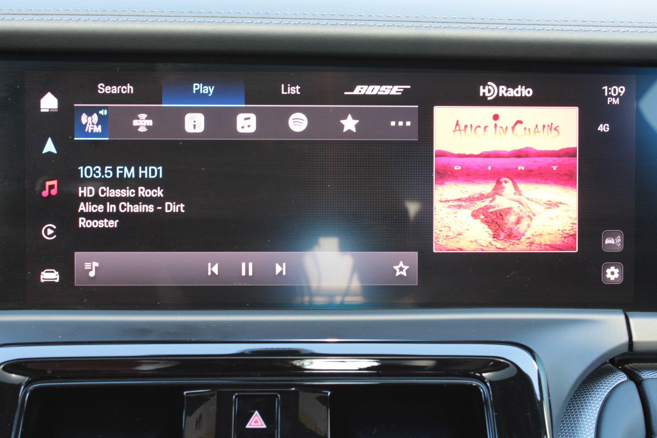 Used 2025 Porsche Panamera 4S image 19