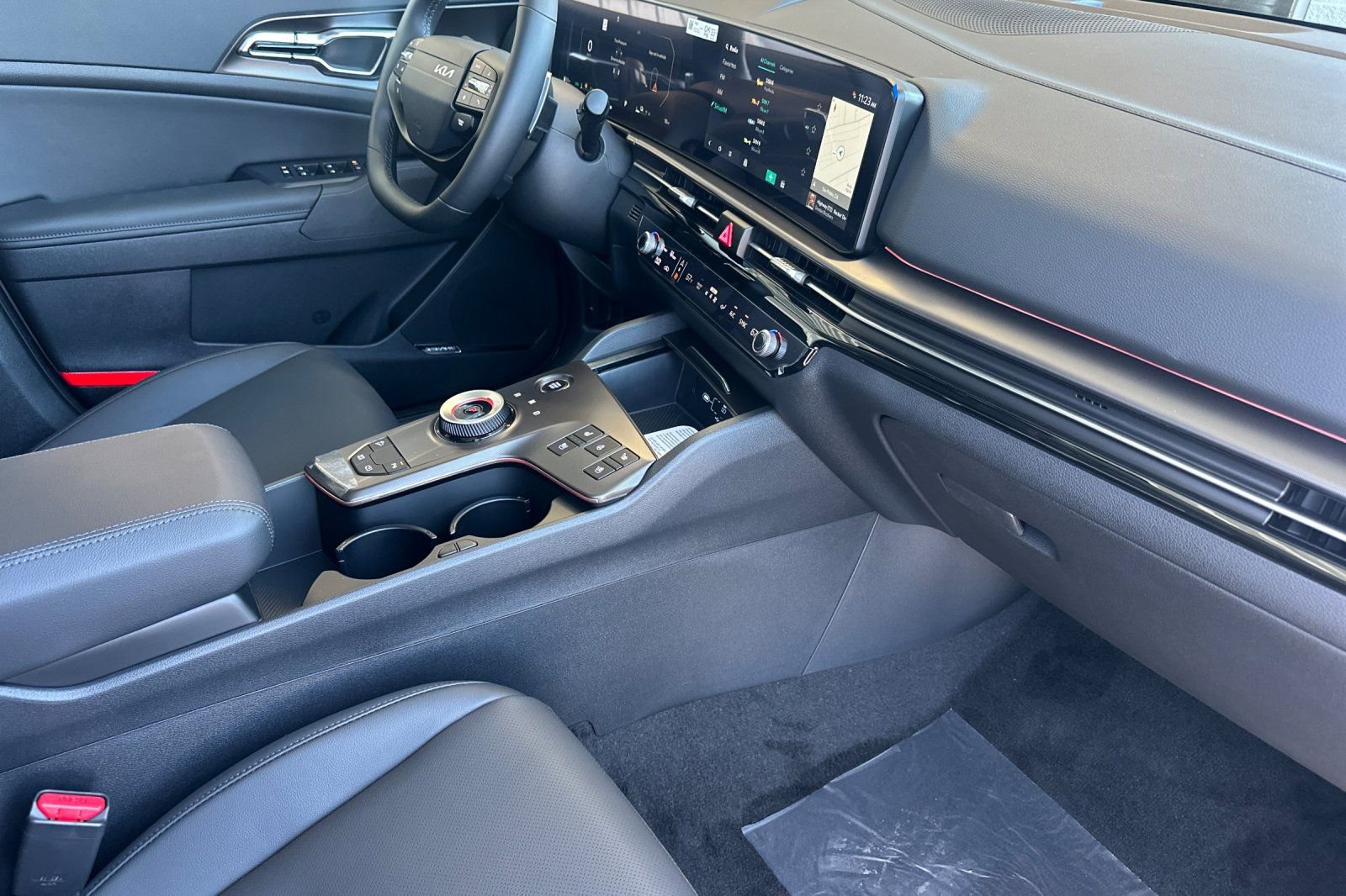 New 2026 Kia Sportage SX Prestige AWD/4WD image 16
