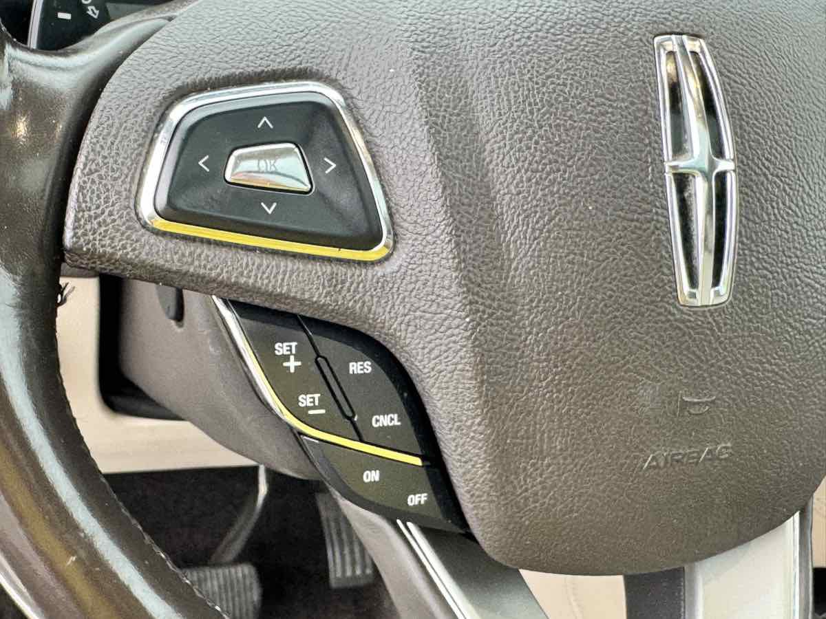 Used 2017 Lincoln MKC Reserve w/ Lincoln MKC Climate Package FWD image 42