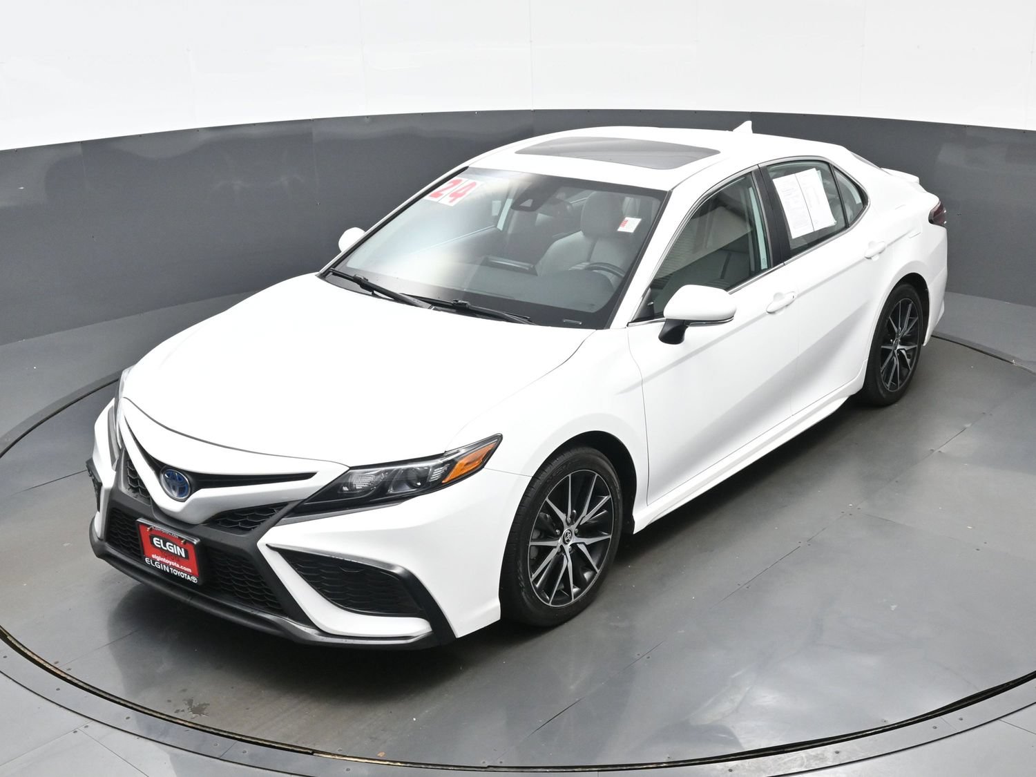 Used 2024 Toyota Camry SE w/ Audio Upgrade Package FWD image 38