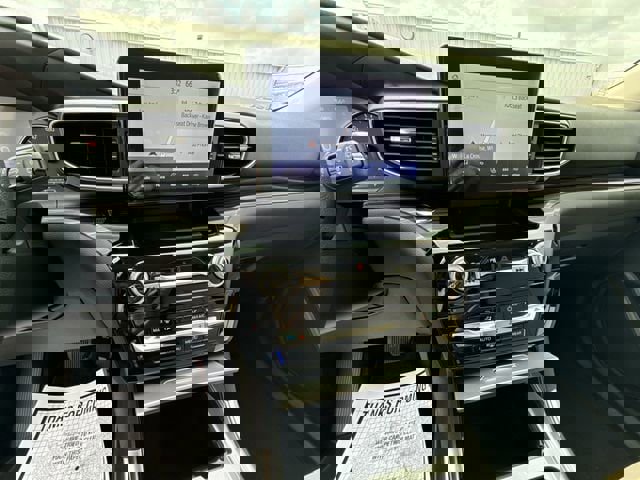 Used 2023 Ford Explorer Limited image 46