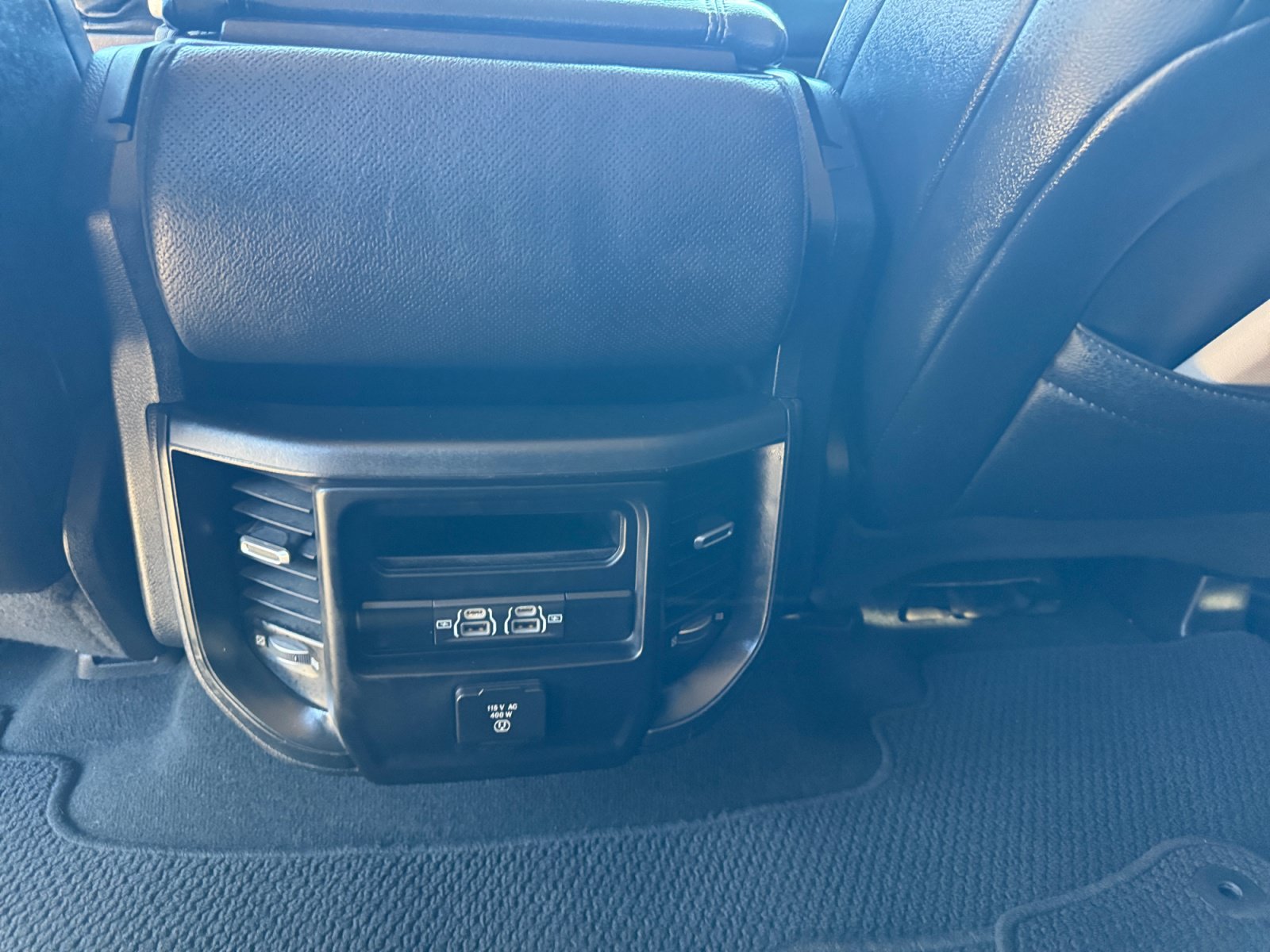 Used 2021 RAM 1500 Laramie w/ Off Road Group AWD/4WD image 31