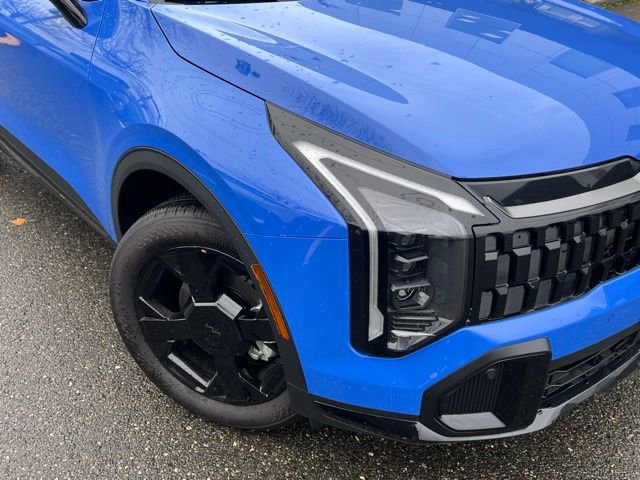 New 2026 Kia Sportage X-Line w/ X-Line Premium Package image 2