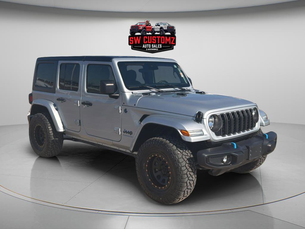 Used 2024 Jeep Wrangler Unlimited w/ Convenience Group AWD/4WD image 1