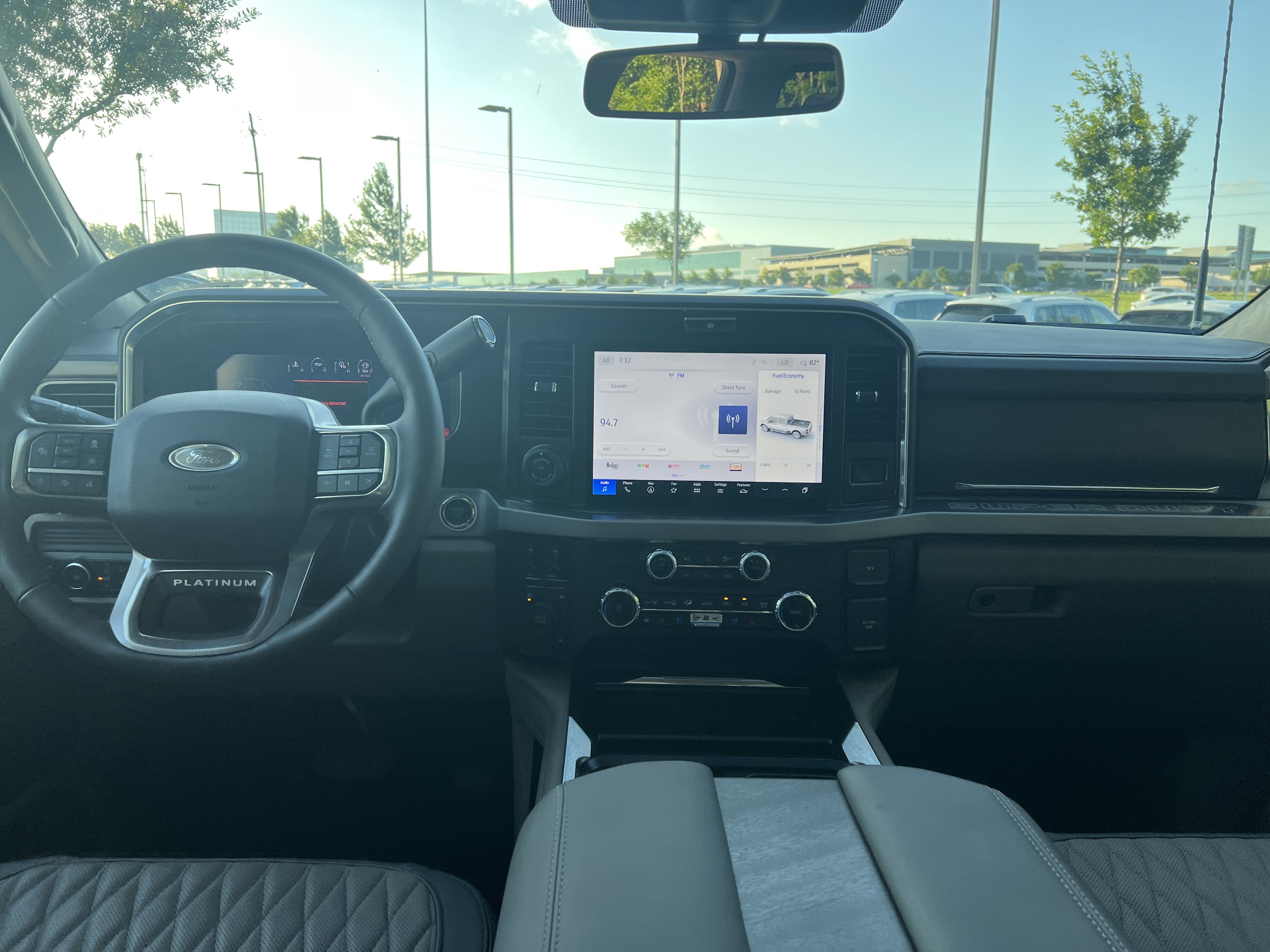 Used 2026 Ford F450 Platinum w/ Platinum Plus Package AWD/4WD image 27