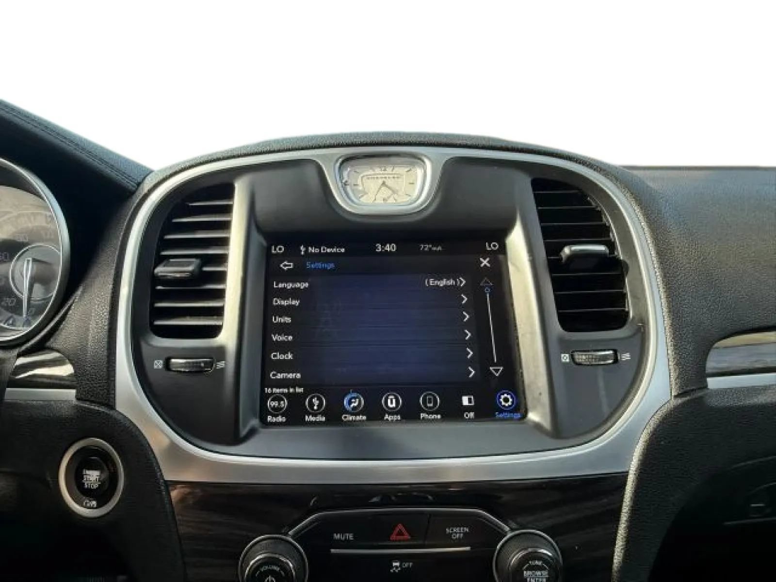 Used 2019 Chrysler 300 Touring RWD image 28
