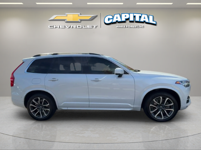 Used 2017 Volvo XC90 T6 Momentum w/ Vision Package AWD/4WD image 6